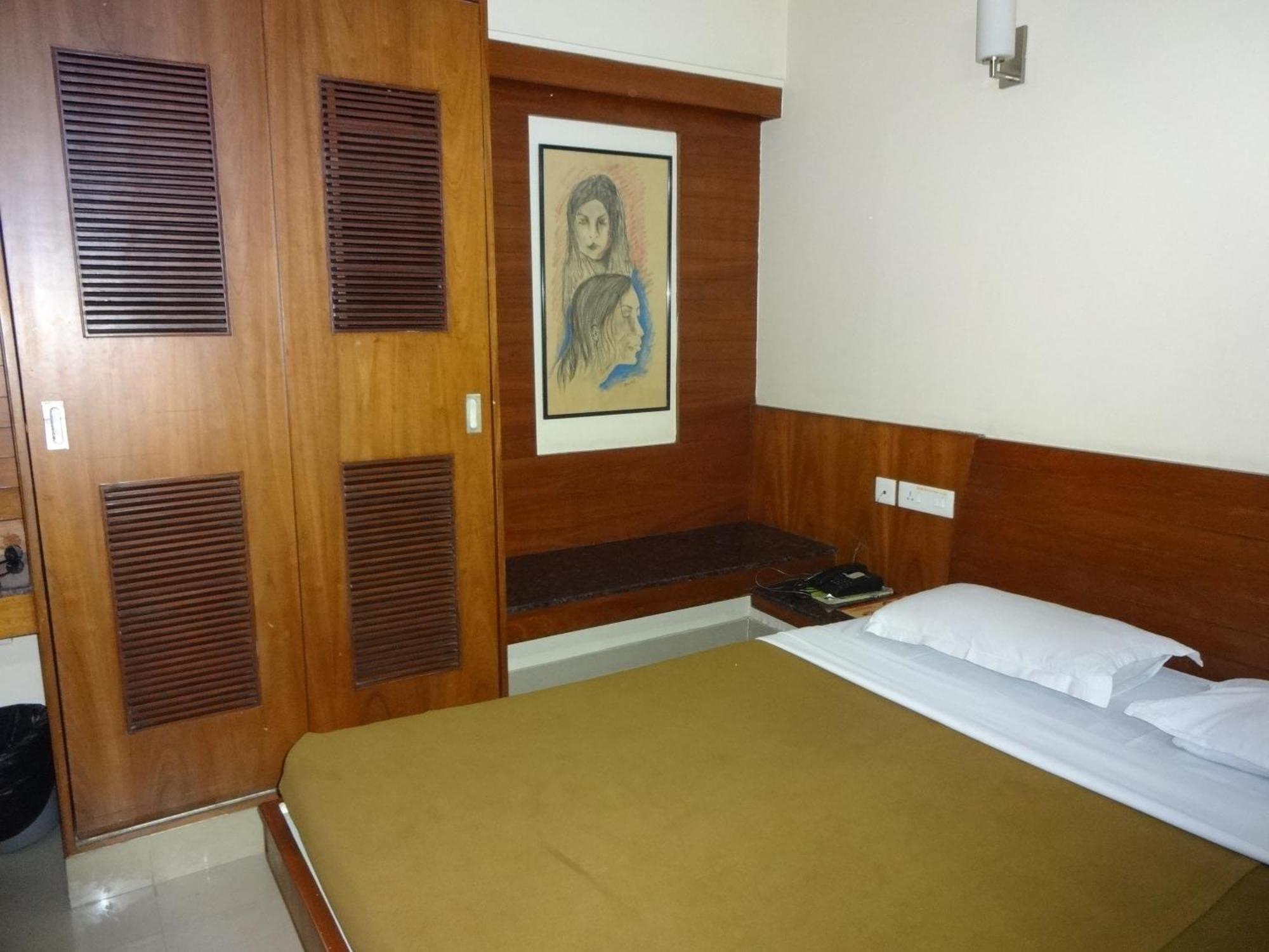 Sheetal Residency Hotell Bangalore Eksteriør bilde
