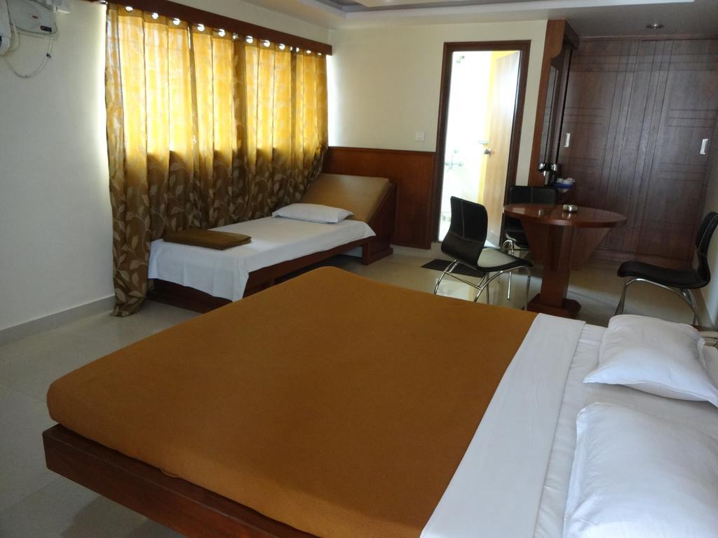 Sheetal Residency Hotell Bangalore Eksteriør bilde